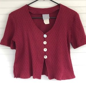 Cropped short sleeve cardigan with buttons